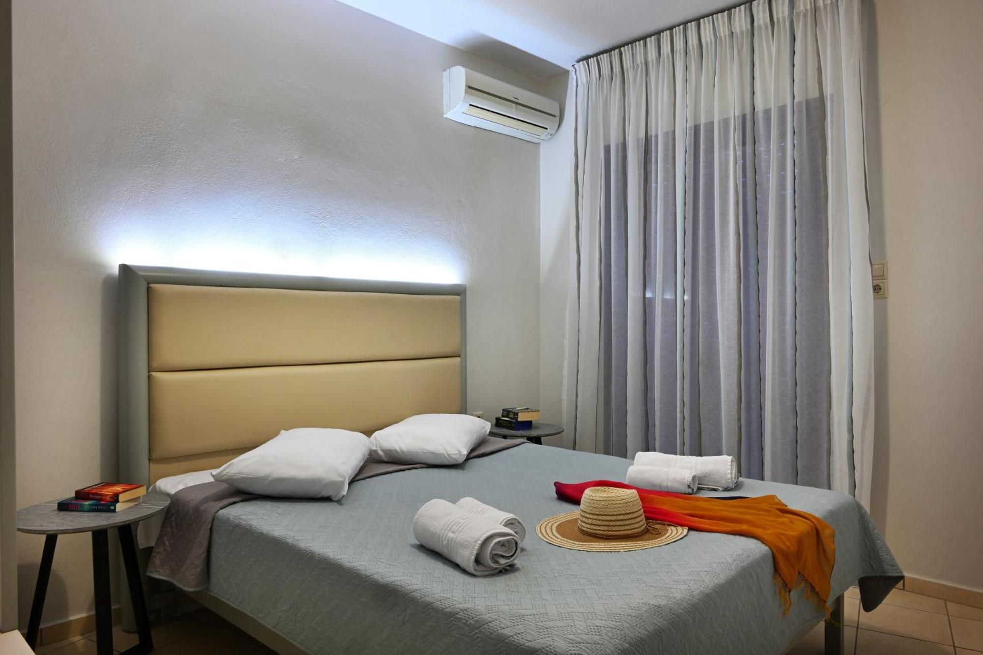 Sfakian Horizon Hotel Hora Sfakion Exterior photo